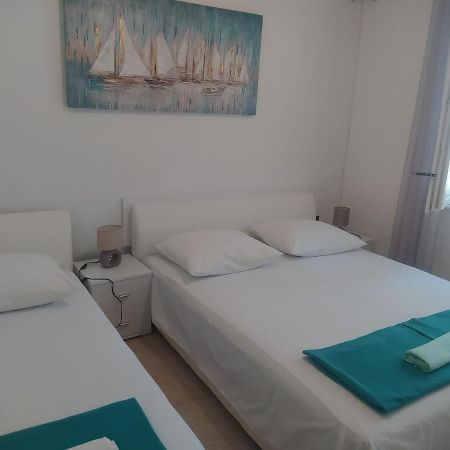 Apartmani Trubi 2 Vodice Eksteriør billede