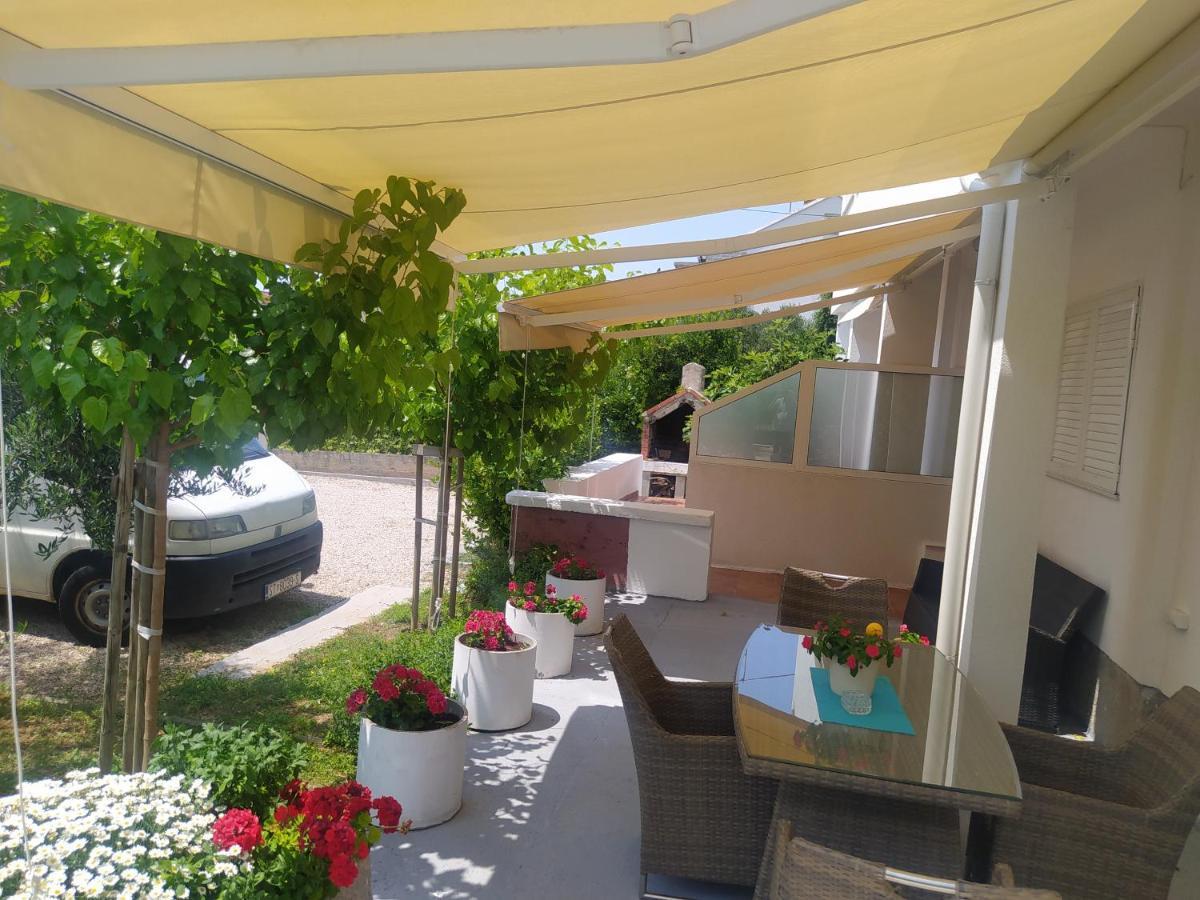Apartmani Trubi 2 Vodice Eksteriør billede