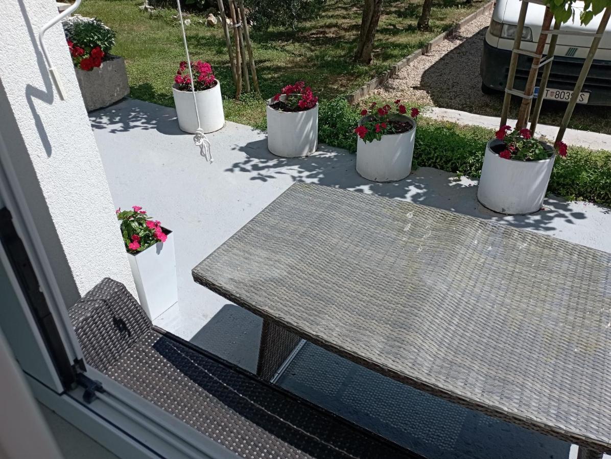 Apartmani Trubi 2 Vodice Eksteriør billede